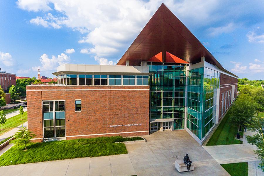 来自普渡大学的Neil Armstrong Hall